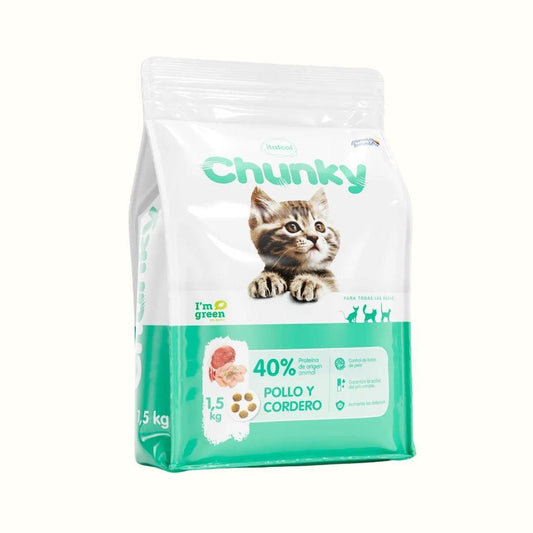 Alimento para gato Chunky Gaticos Pollo y Cordero