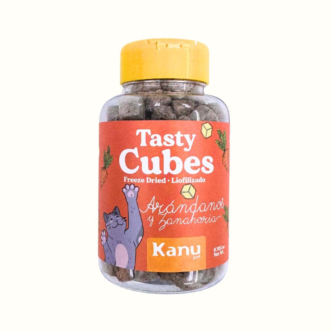 Snack Liofilizado Tasty Cubes Arándanos y Zanahoria Kanu Pet para Gatos, Bajas en Calorías