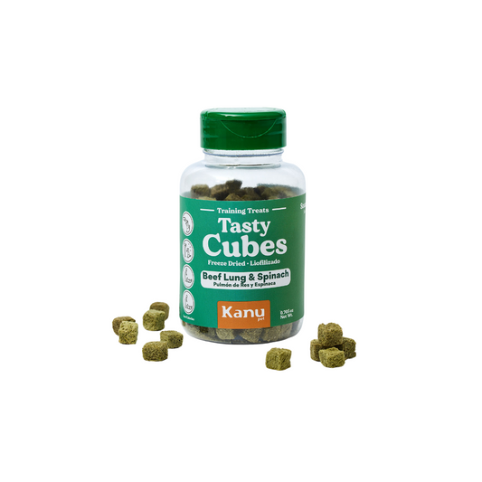 Kanu Pet Tasty Cubes de Espinaca Liofilizada para Perros, Ideales para Entrenar, Bajas en Calorías y Llenas de Sabor