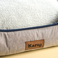 Cama Rectangular Ovejero Gris con Azul Kanu Pet para Perro